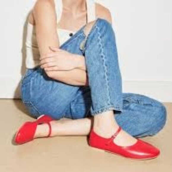 Freda Salvador - RED Leather AUBREY MARY JANE FLAT - Picture 1 of 6